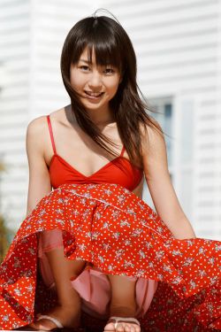 被男妃们夜浇少年皇帝